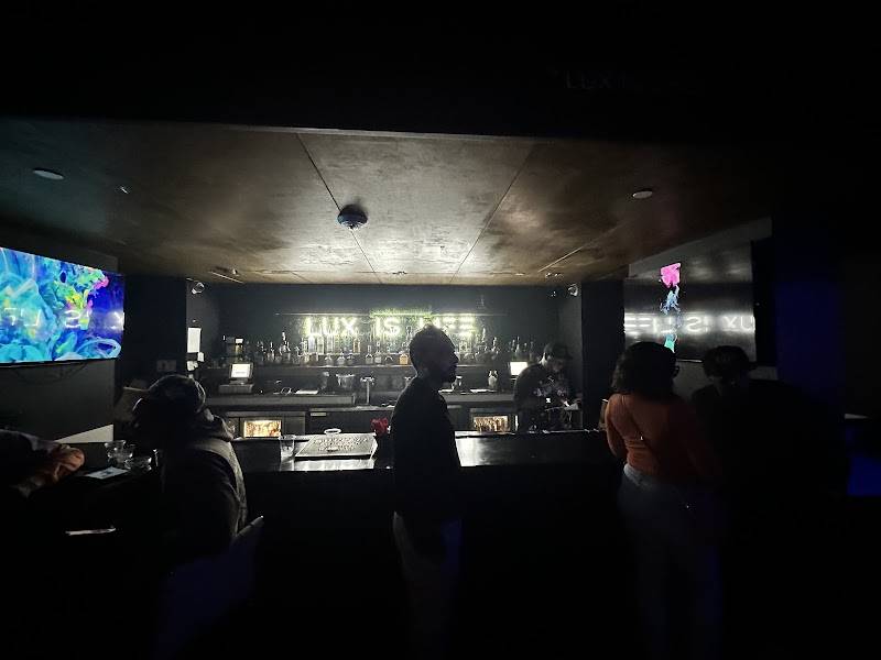 Lux Oakland
